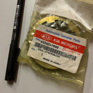 Kia Hyundai 4335037000 RING-SYNCRONIZER