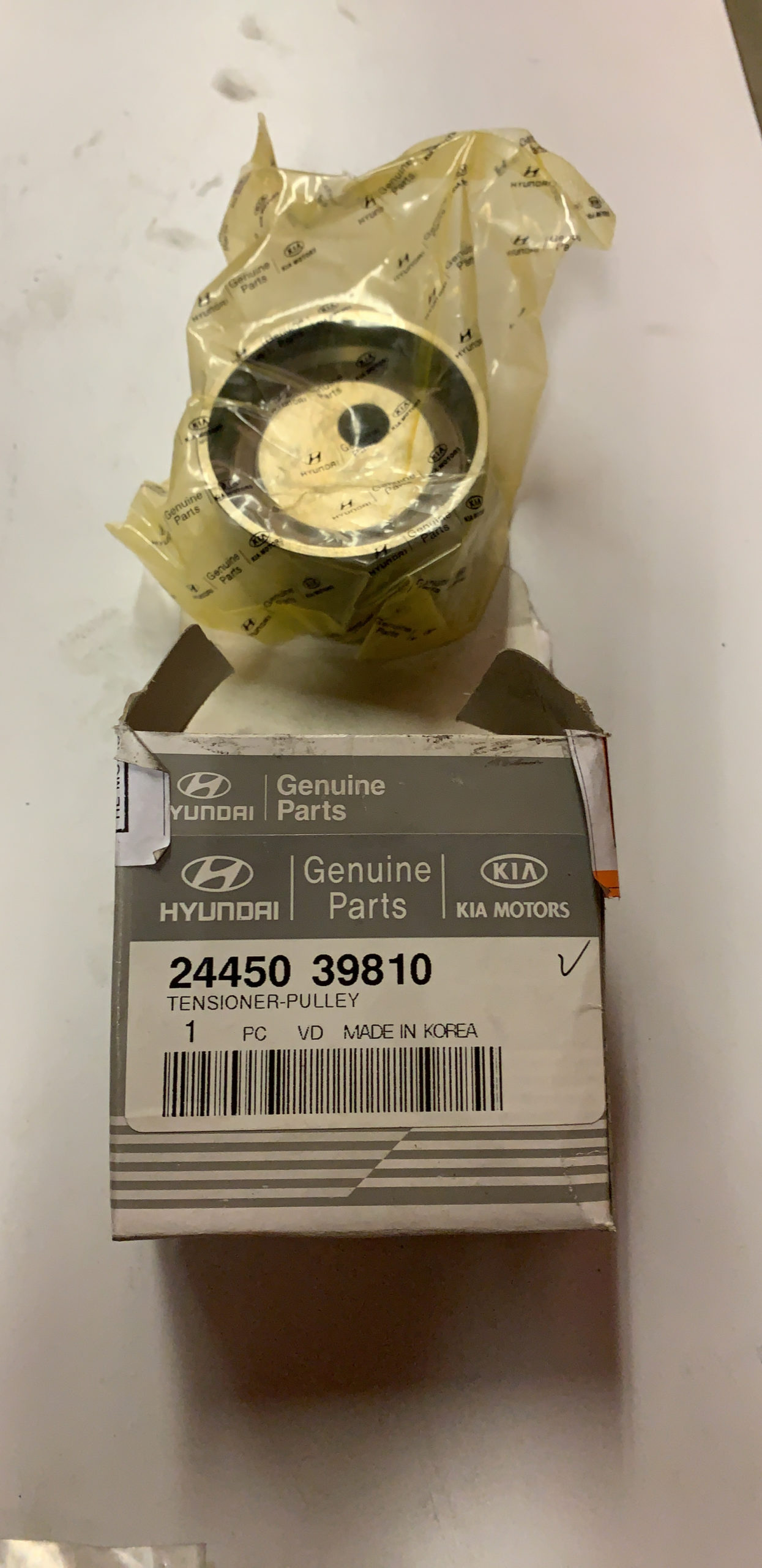 Kia Hyundai 2445039810 Tensioner pulley