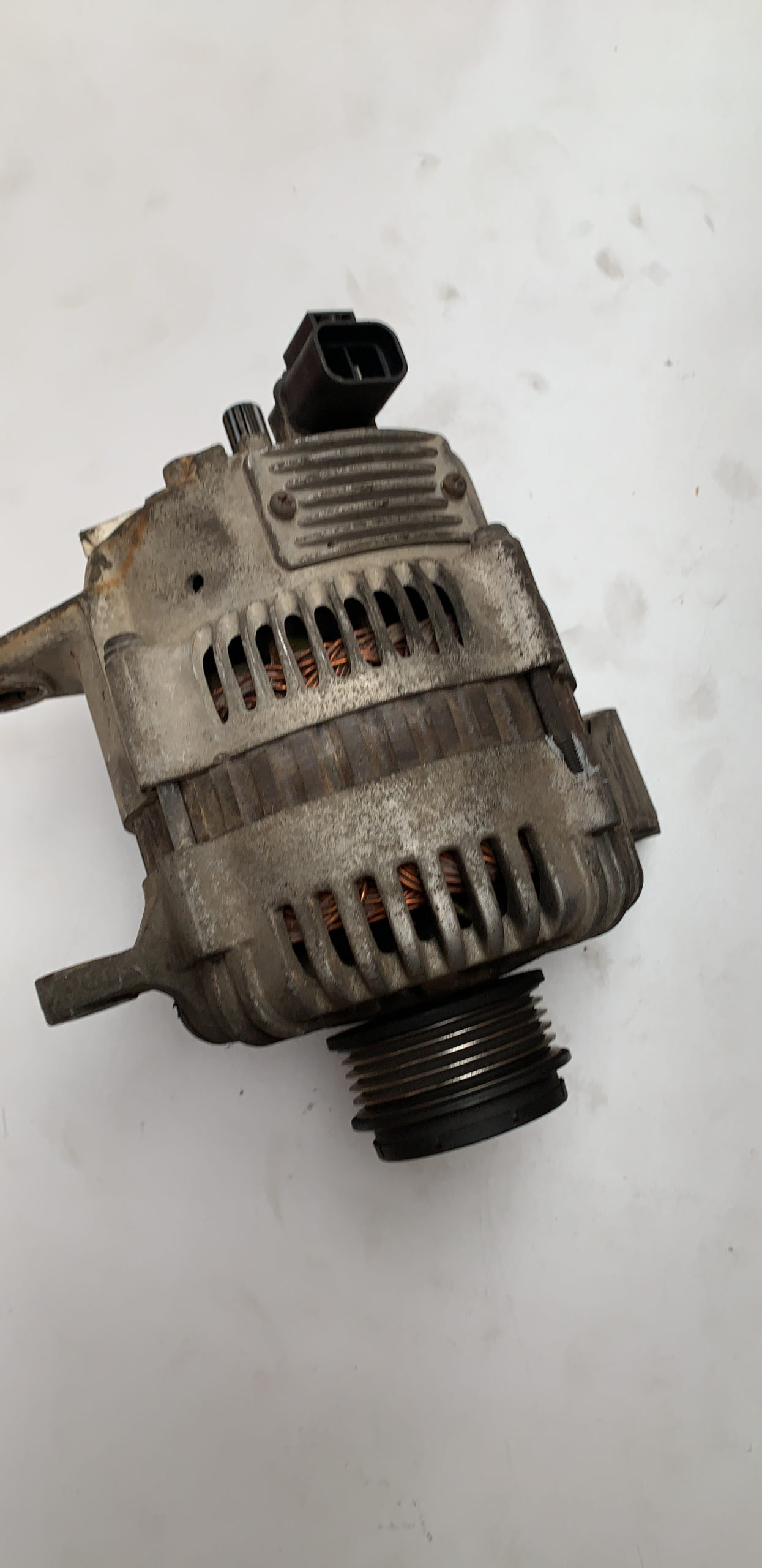 Alternator Dynamo lichtmaschine 0K55418300 021319070 - used