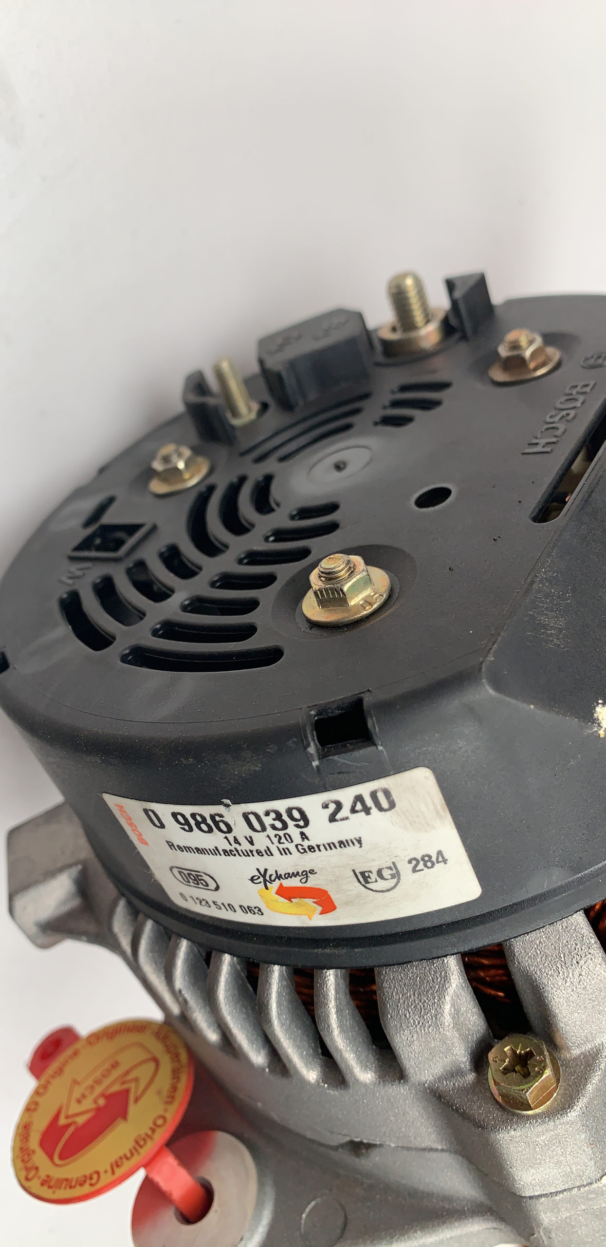 Alternator Dynamo lichtmaschine Bosch 0986039240 - Afbeelding 2