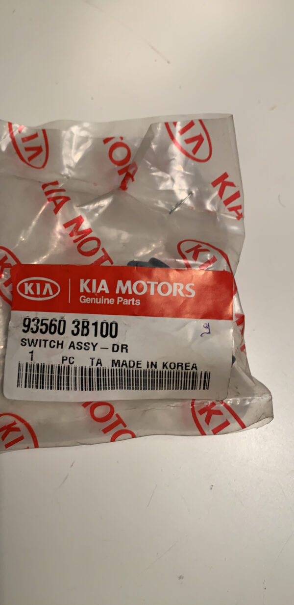 SWITCH ASSY DR (b9)