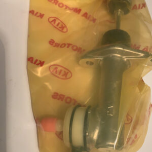 Cylinder assy - clutch master (b12)